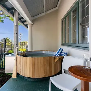 Stone Cottages - Camps Bay Village Gasthof