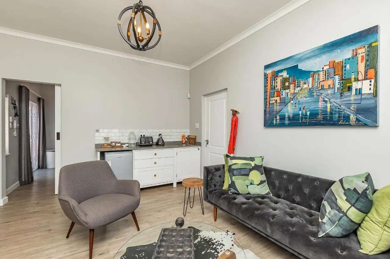 Gasthof Spacious Guest Apartment In Rondebosch Kapstadt